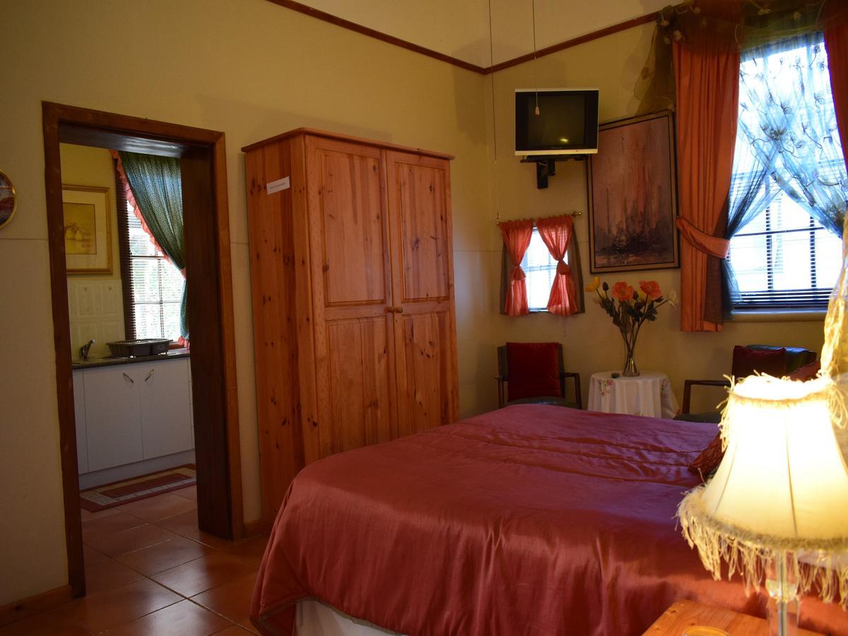 Auberge Alouette Guesthouse Franschhoek Extérieur photo